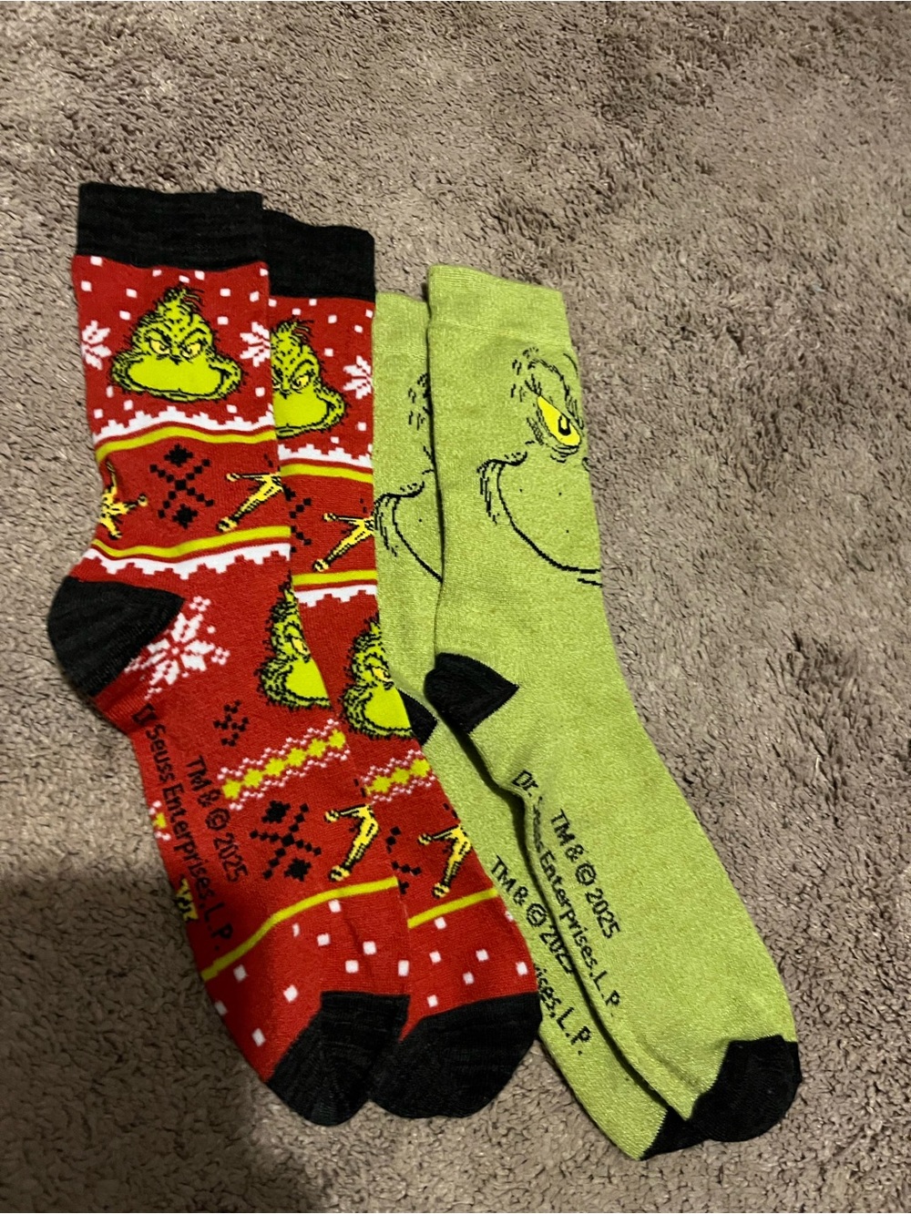 Dr. Seuss Grinch Crew Socks - Red & Lime Green